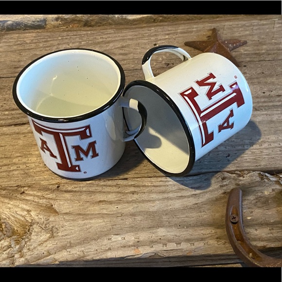 Texas A&M Ice Bucket / 2 Enamelware Mugs - Picture 3 of 10
